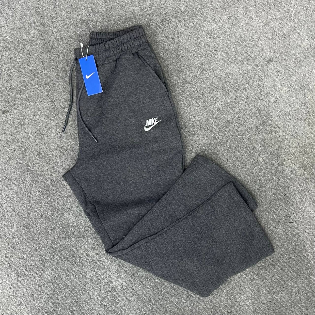 NİKE EŞOFMAN ALTI YENİ SEZON