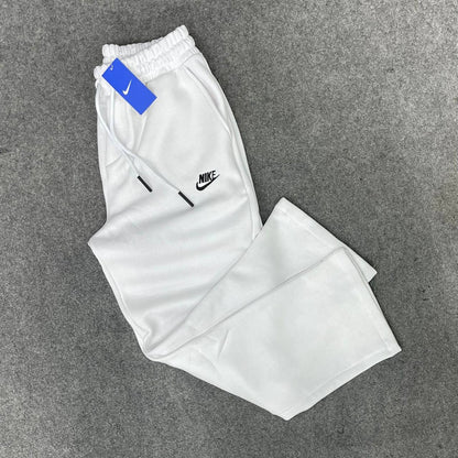 NİKE EŞOFMAN ALTI YENİ SEZON